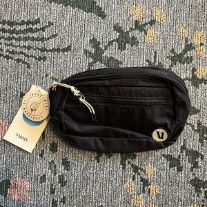 NWT Vuori Black Hip Pack Fanny Pack Belt Bag